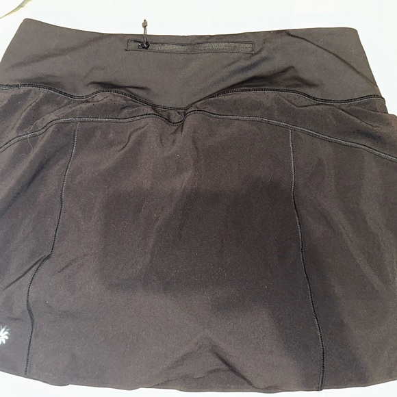 Athleta Skort in Size Medium - Picture 4 of 4